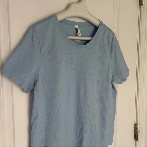 Athleta In Motion Tee Size  Large Color Career Blue - Picture 5 of 7